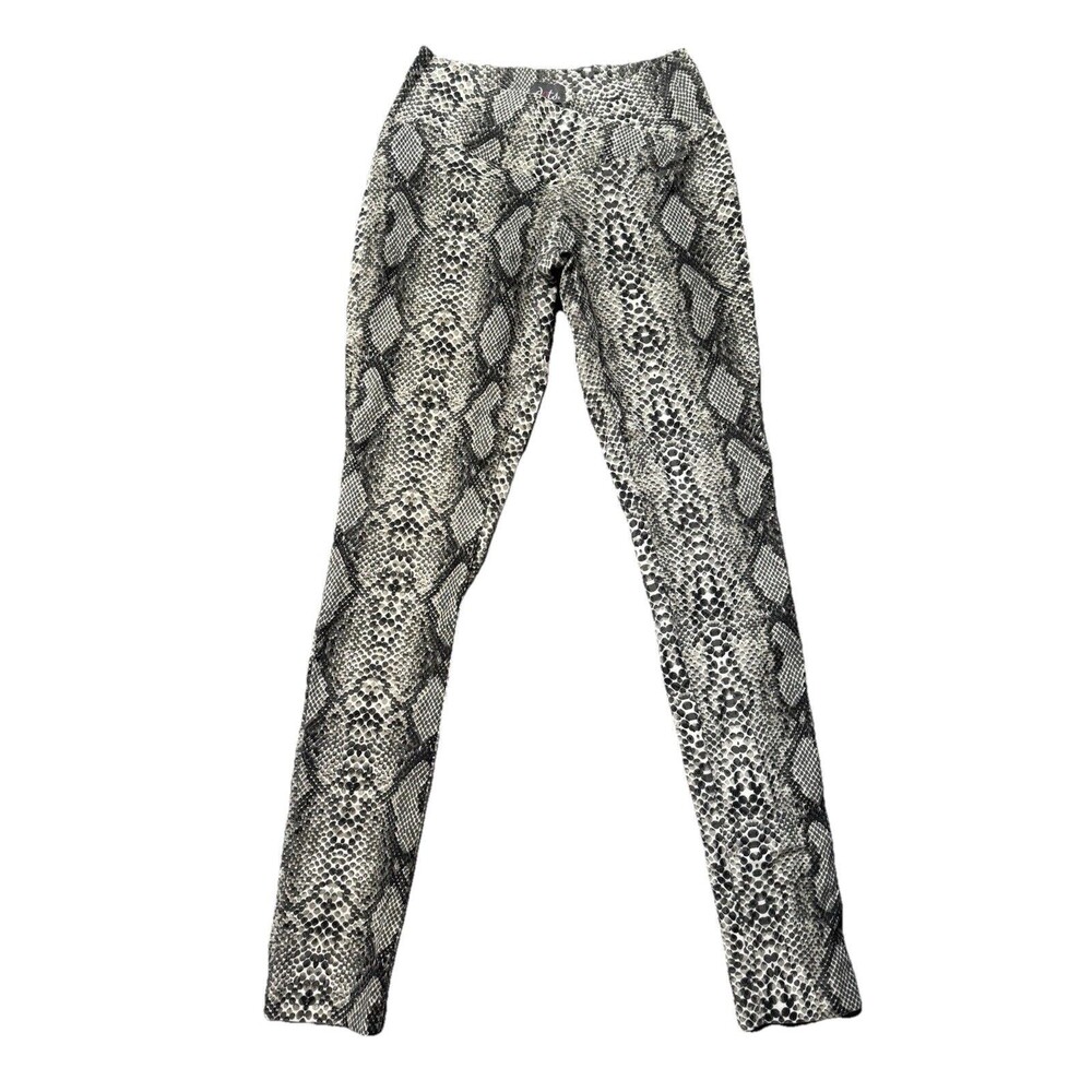 Dots Juniors 3/4 Leggings Gray Snakeskin Print Wrap Waist Stretch Pull On Pants